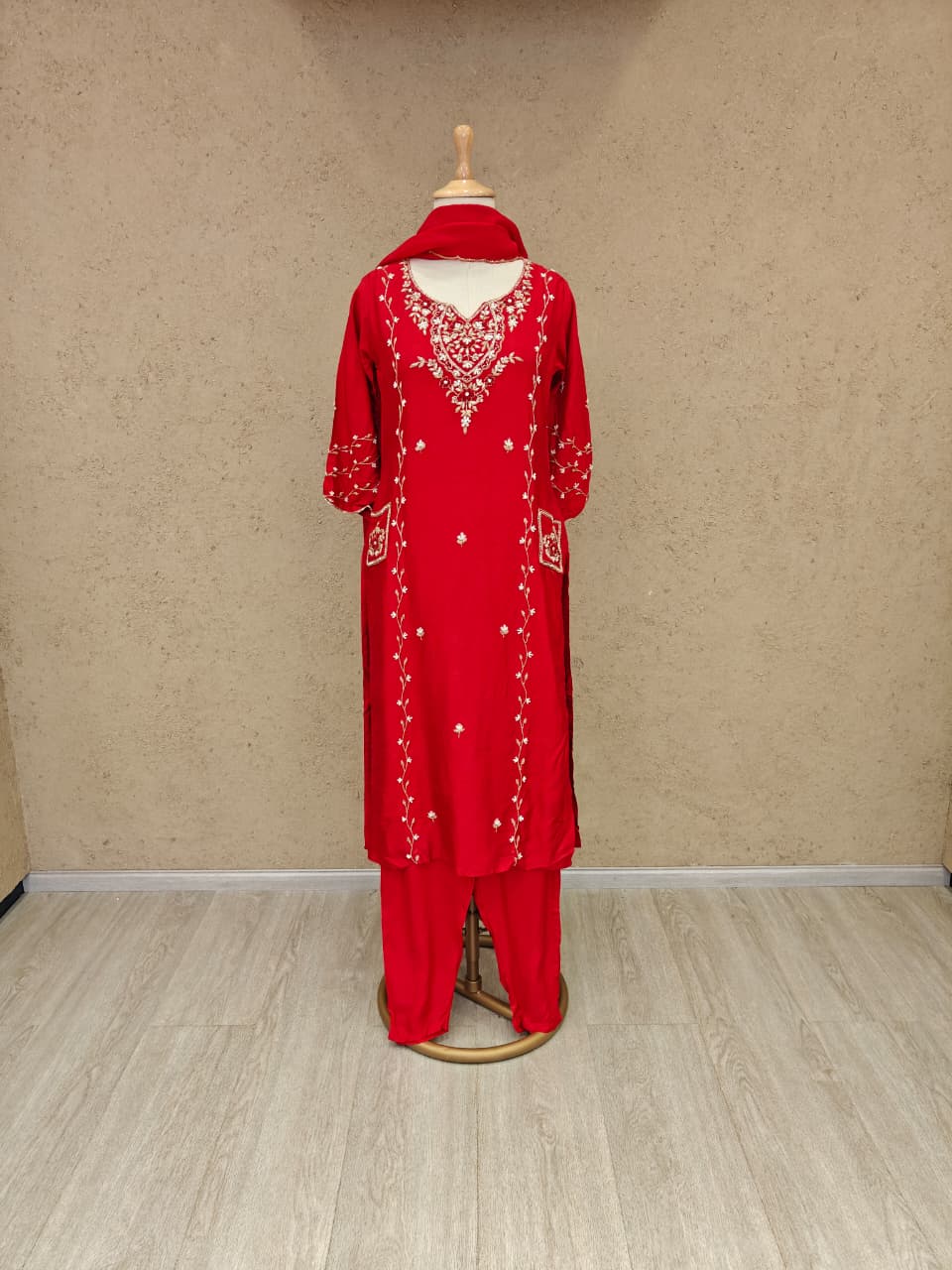 Dola Silk Kashni Noor Suit Set - Festive Embroidered Ensemble