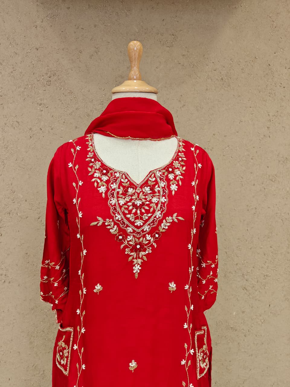 Dola Silk Kashni Noor Suit Set - Festive Embroidered Ensemble