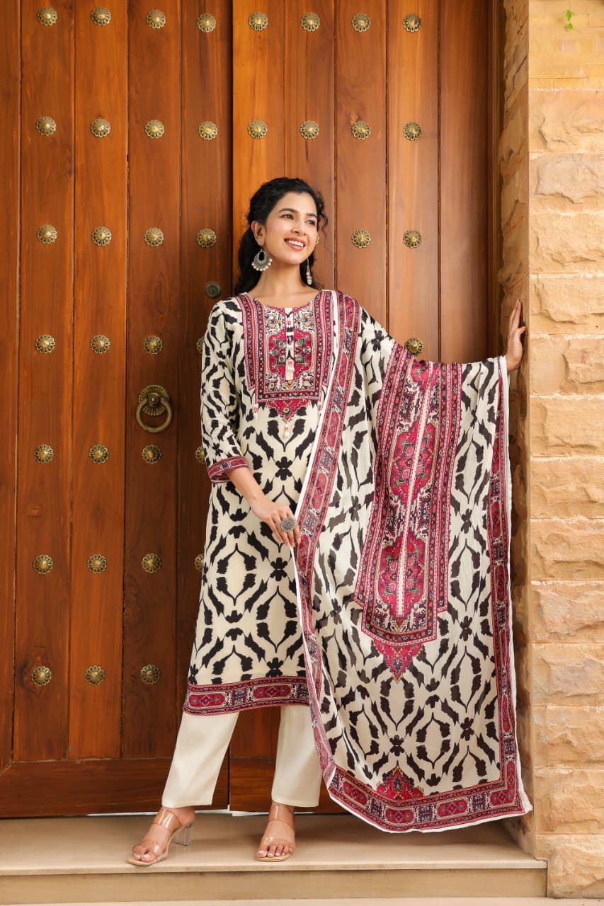 Pure Crepe Animal Print Kurta Set