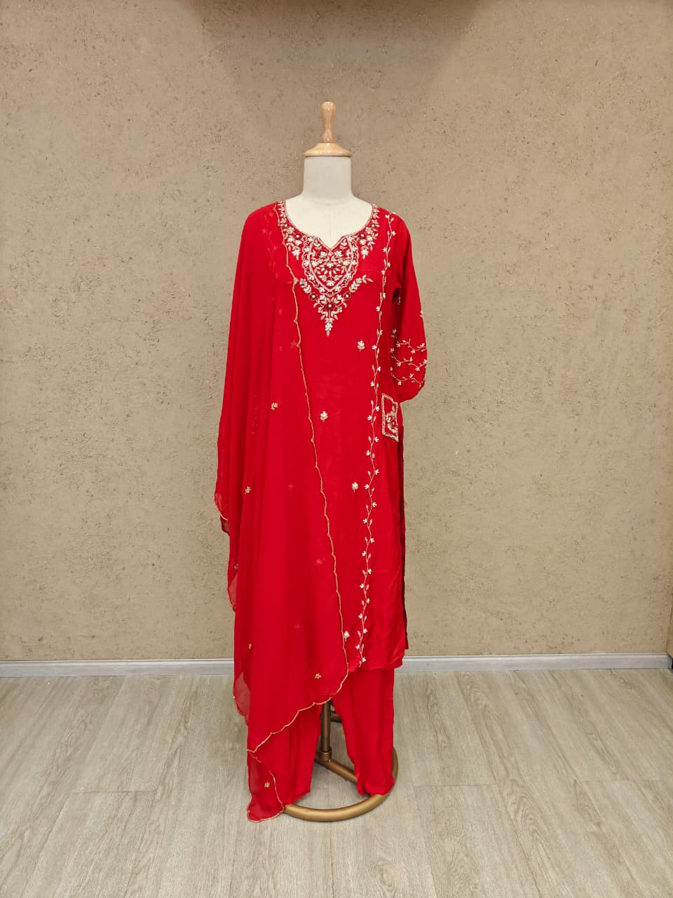 Dola Silk Kashni Noor Suit Set - Festive Embroidered Ensemble