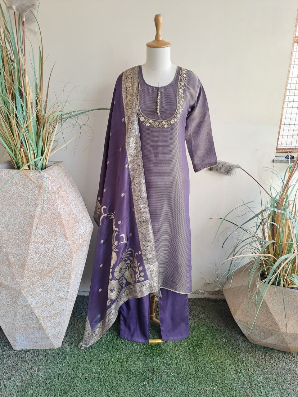 Ziya Shimmer Tissue Suit Set - Regal Elegance in Tissue Silk